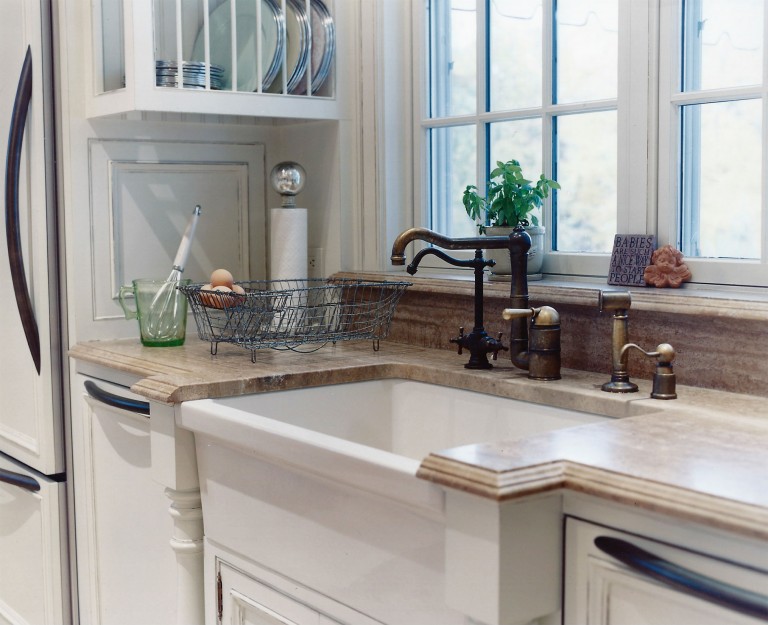 Victorian-Kitchen-Sink